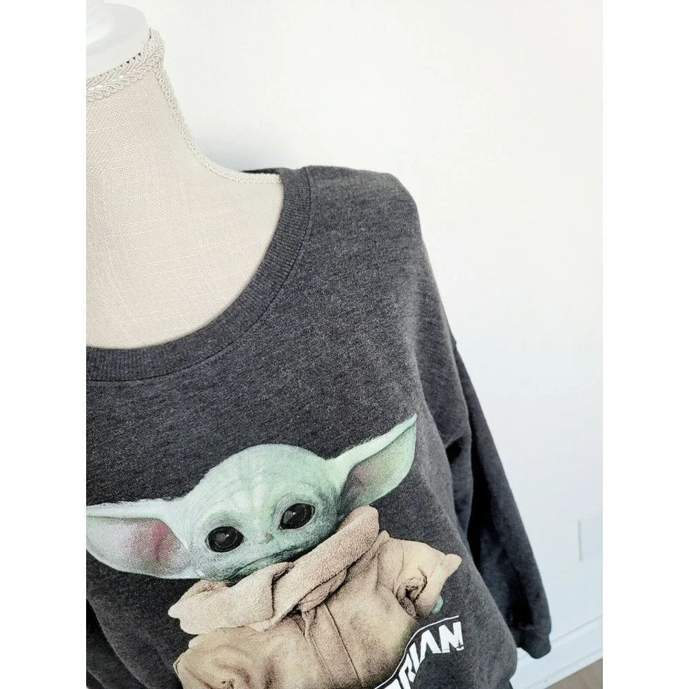 Star Wars The Mandalorian Child Baby Yoda Pullover Fleece Grey Sweatshirt Small - Picture 3 of 8